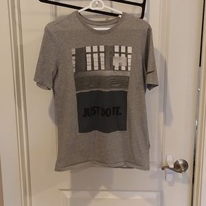 Mens Nike Basketball T-Shirt